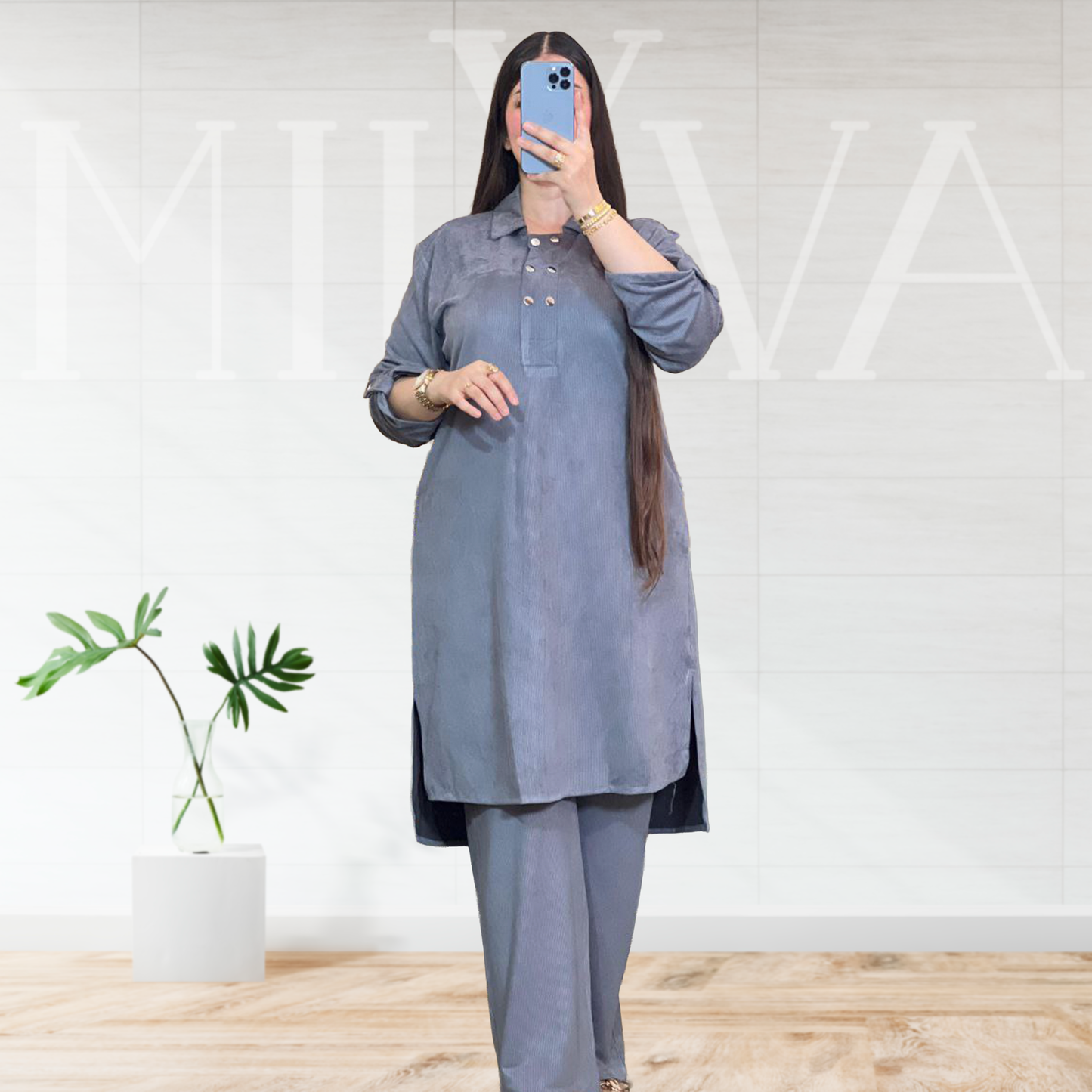 الطقم الكلاسيكي الراقي