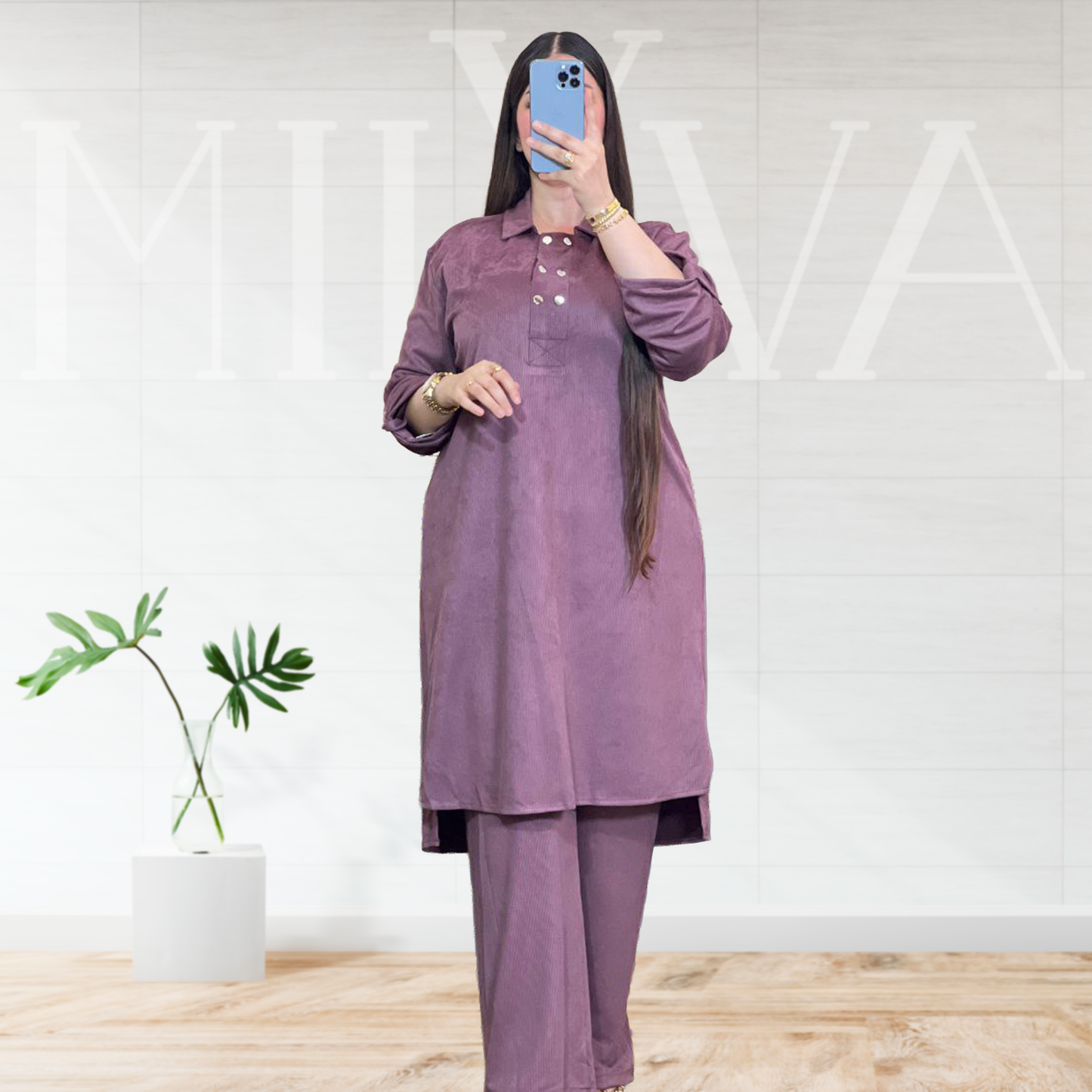 الطقم الكلاسيكي الراقي